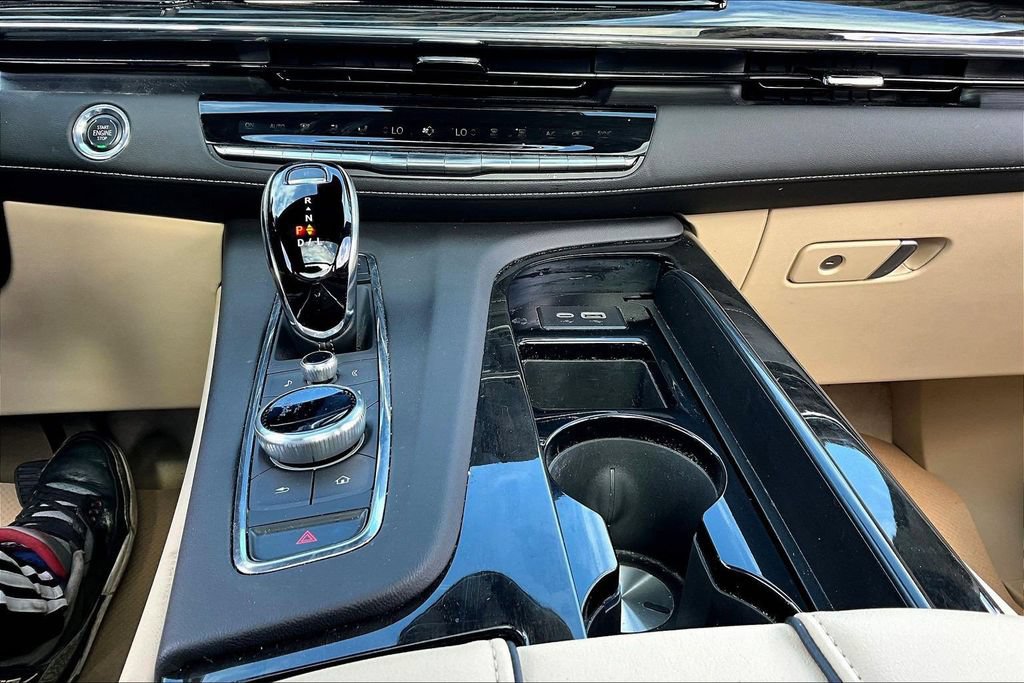 Used 2023 Cadillac Escalade Premium Luxury w/ LPO, Floor Liner Package AWD/4WD image 15