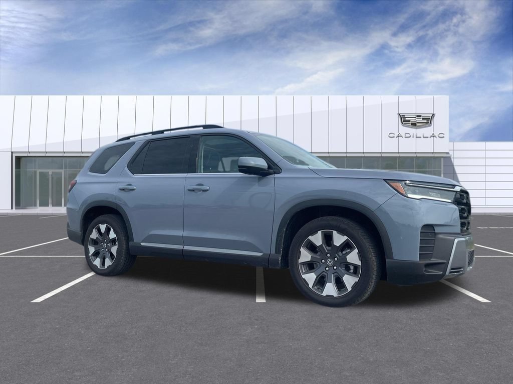 Used 2026 Honda Pilot Elite image 1