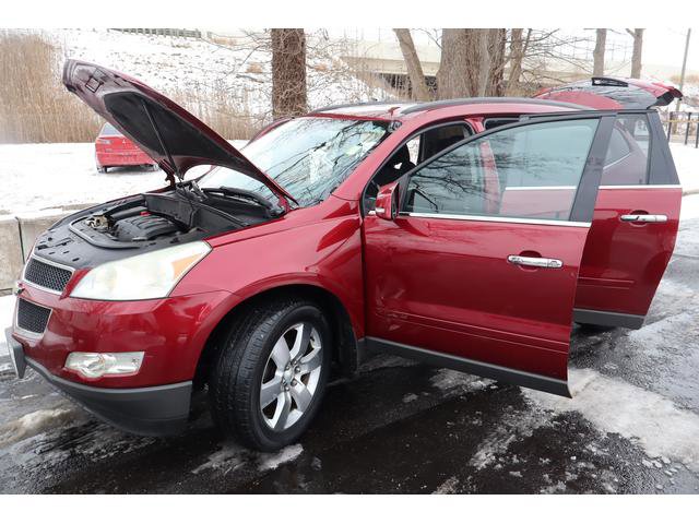 Used 2011 Chevrolet Traverse LT w/ Personal Connectivity Package image 19