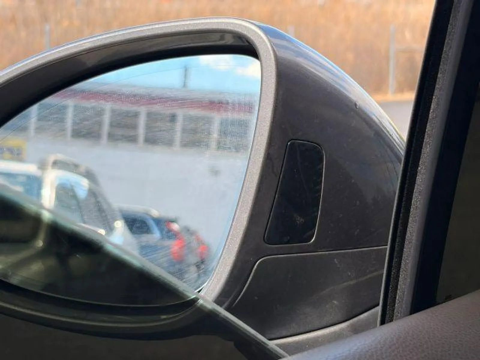 Used 2016 Porsche Cayenne w/ Premium Package Plus image 31