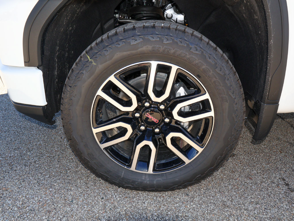New 2026 GMC Sierra 1500 AT4 w/ AT4 Premium Package AWD/4WD image 37