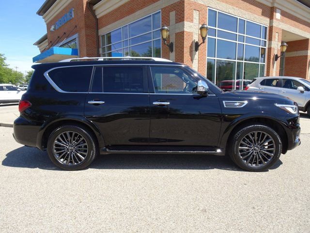 Used 2022 INFINITI QX80 Sensory w/ All-Season Package image 2