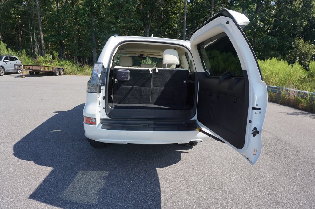 Used 2023 Lexus GX 460 Premium w/ Premium Plus Package AWD/4WD image 18