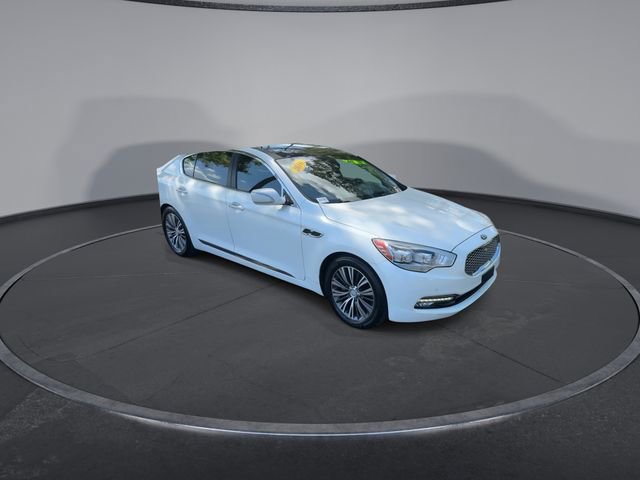 Used 2016 Kia K900 Luxury image 2