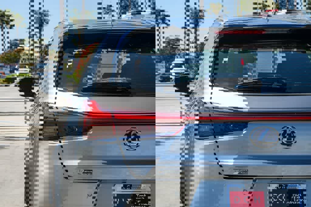 Used 2021 Lexus UX 250h F Sport w/ Accessory Package (Z1) AWD/4WD image 6