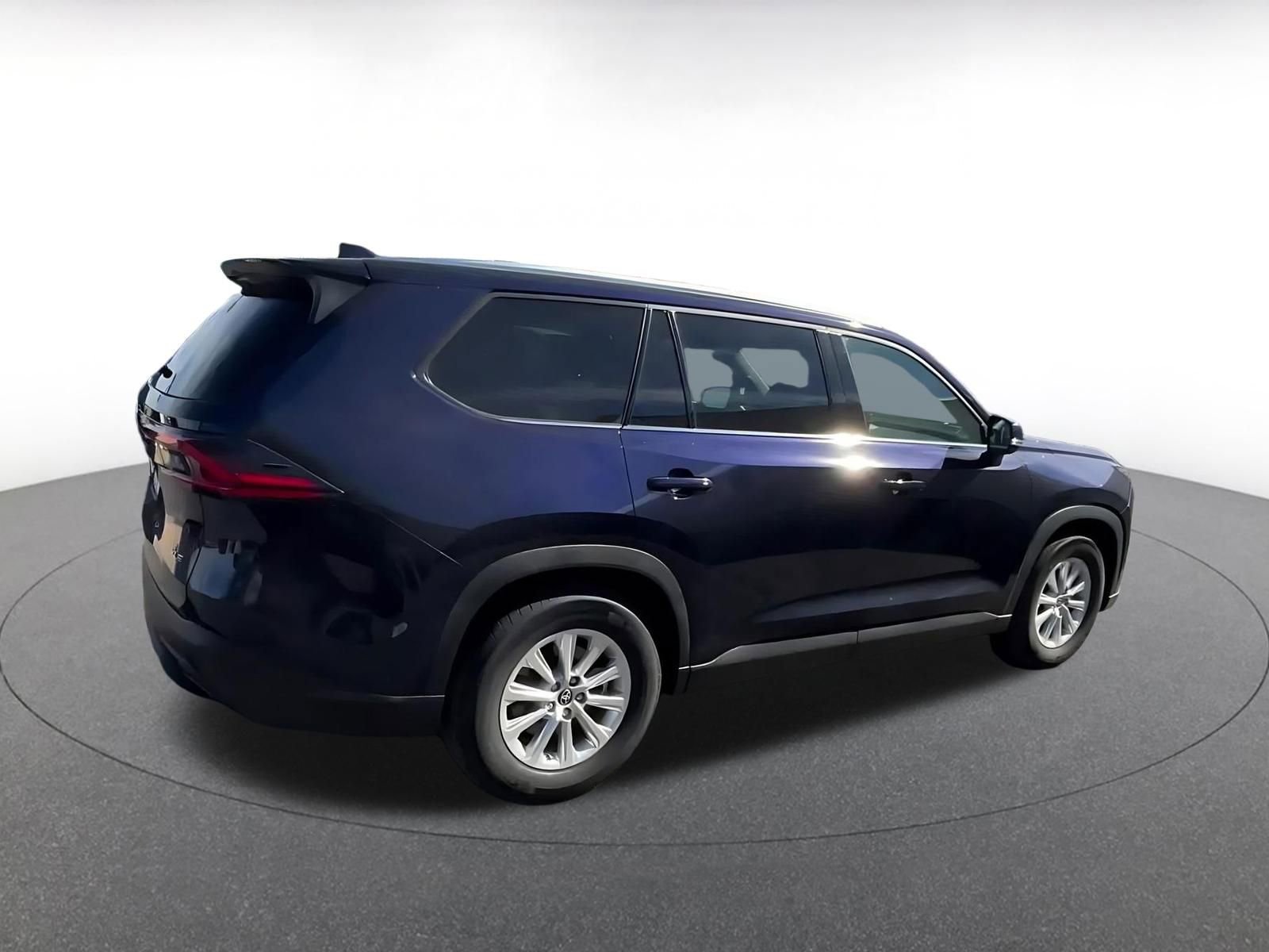 Used 2025 Toyota Grand Highlander FWD image 15