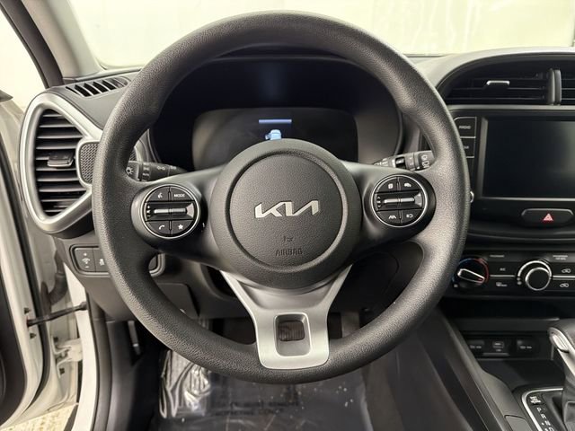 Used 2023 Kia Soul LX w/ Option Group 015 FWD image 27