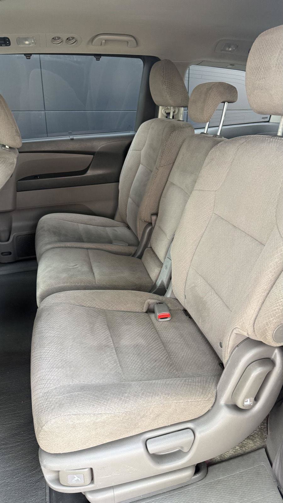 Used 2016 Honda Odyssey SE image 18