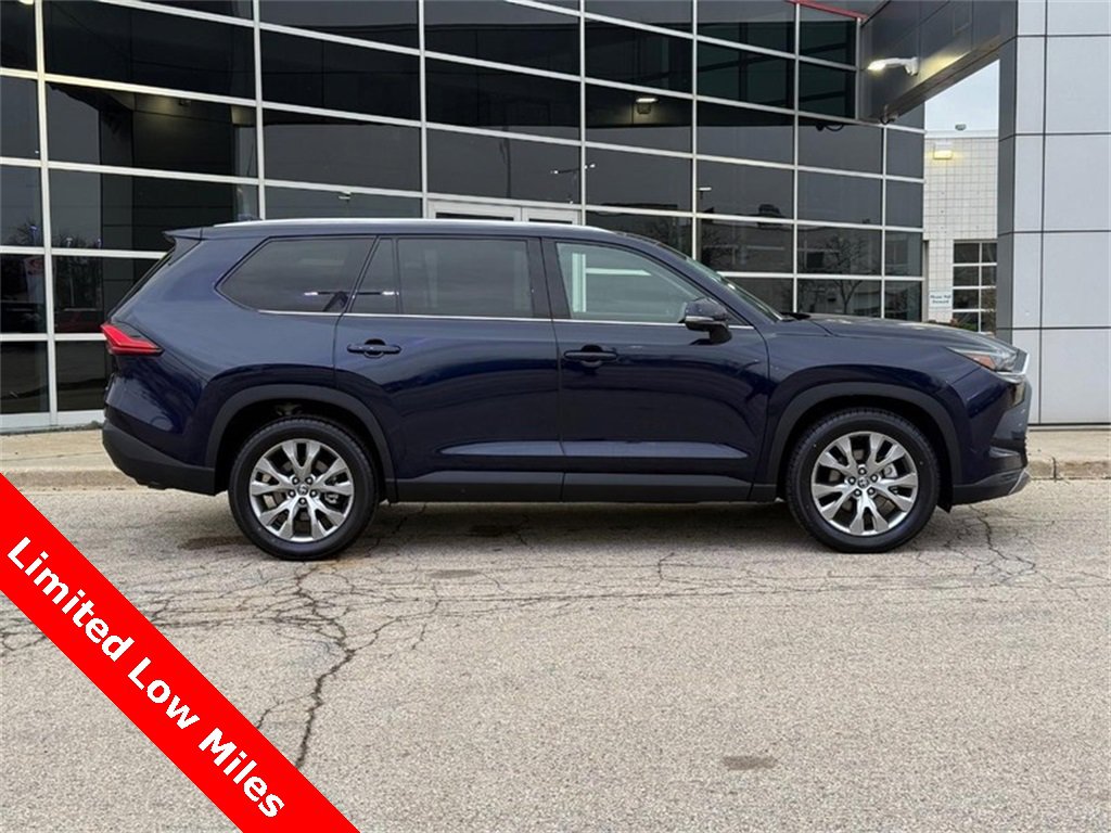 Used 2024 Toyota Grand Highlander Limited video 2