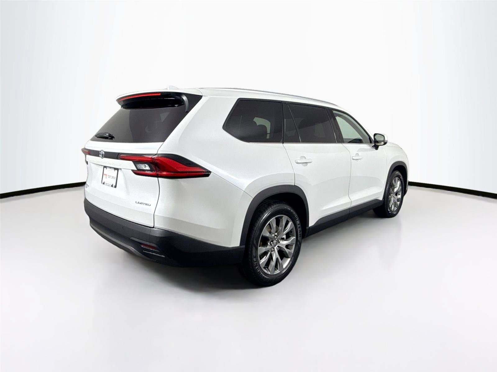 Used 2024 Toyota Grand Highlander AWD Hybrid image 6