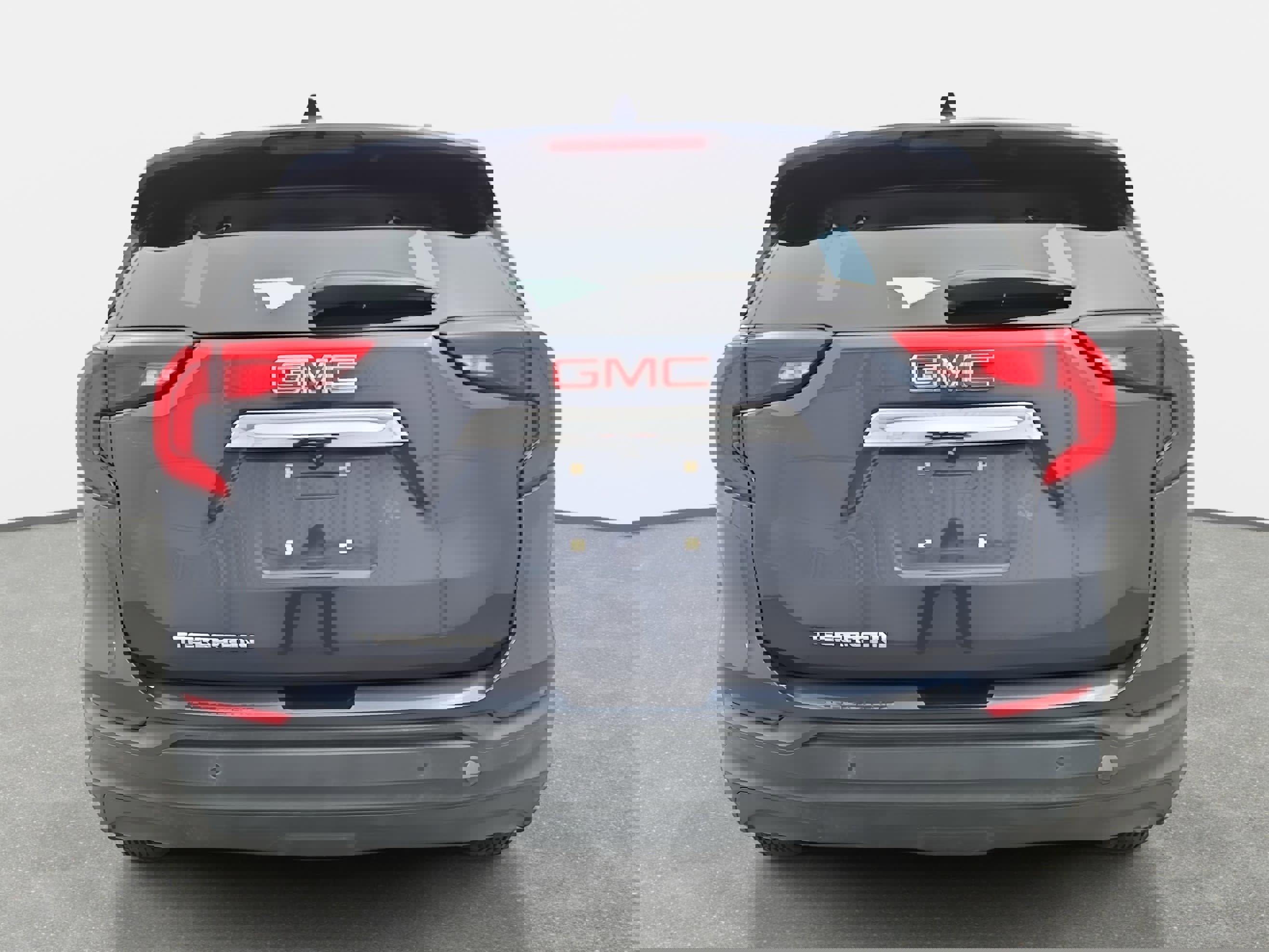 Used 2019 GMC Terrain SLE w/ Driver Convenience Package image 4