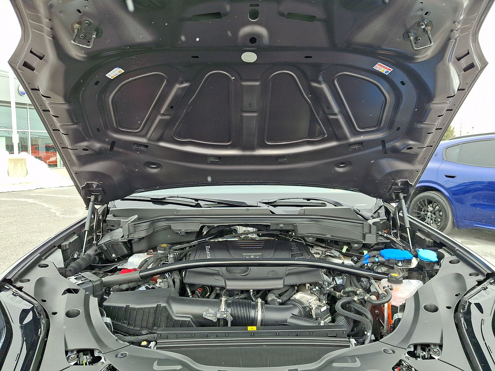 Certified 2025 Maserati Grecale GT AWD/4WD image 27