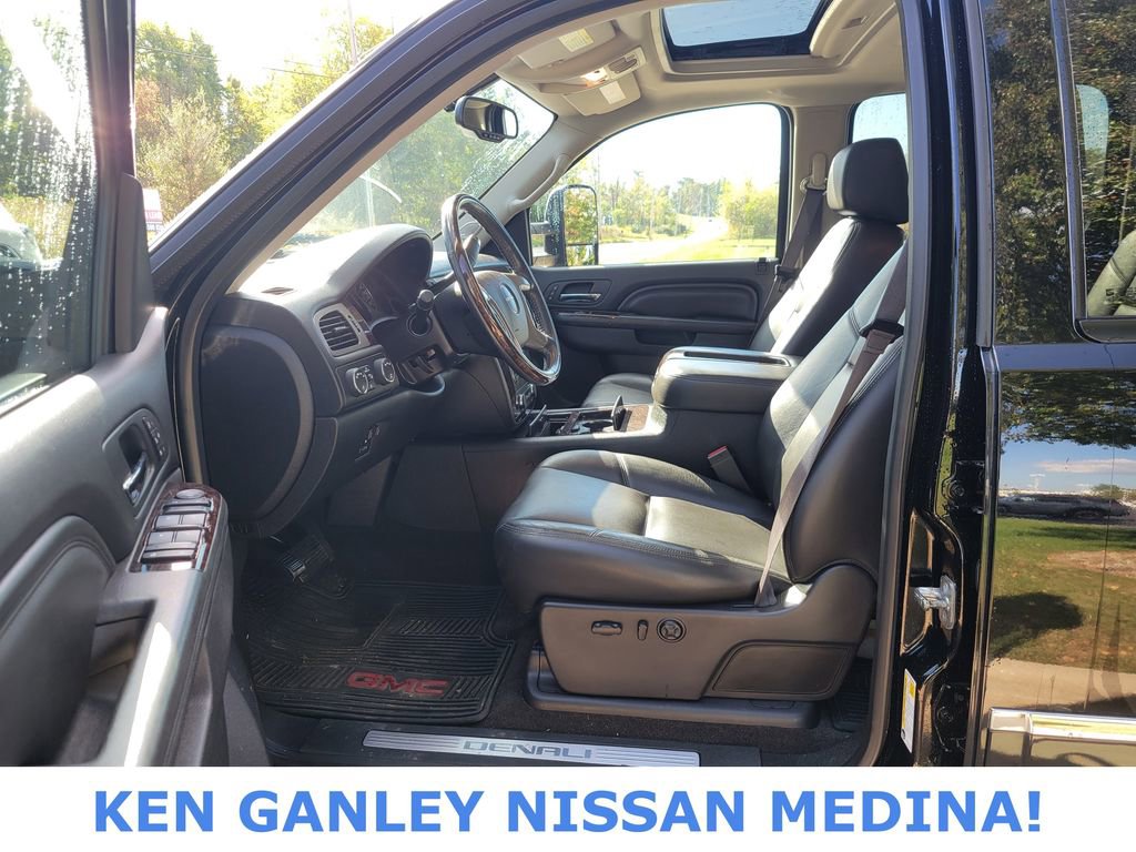 Used 2013 GMC Sierra 3500 Denali image 15
