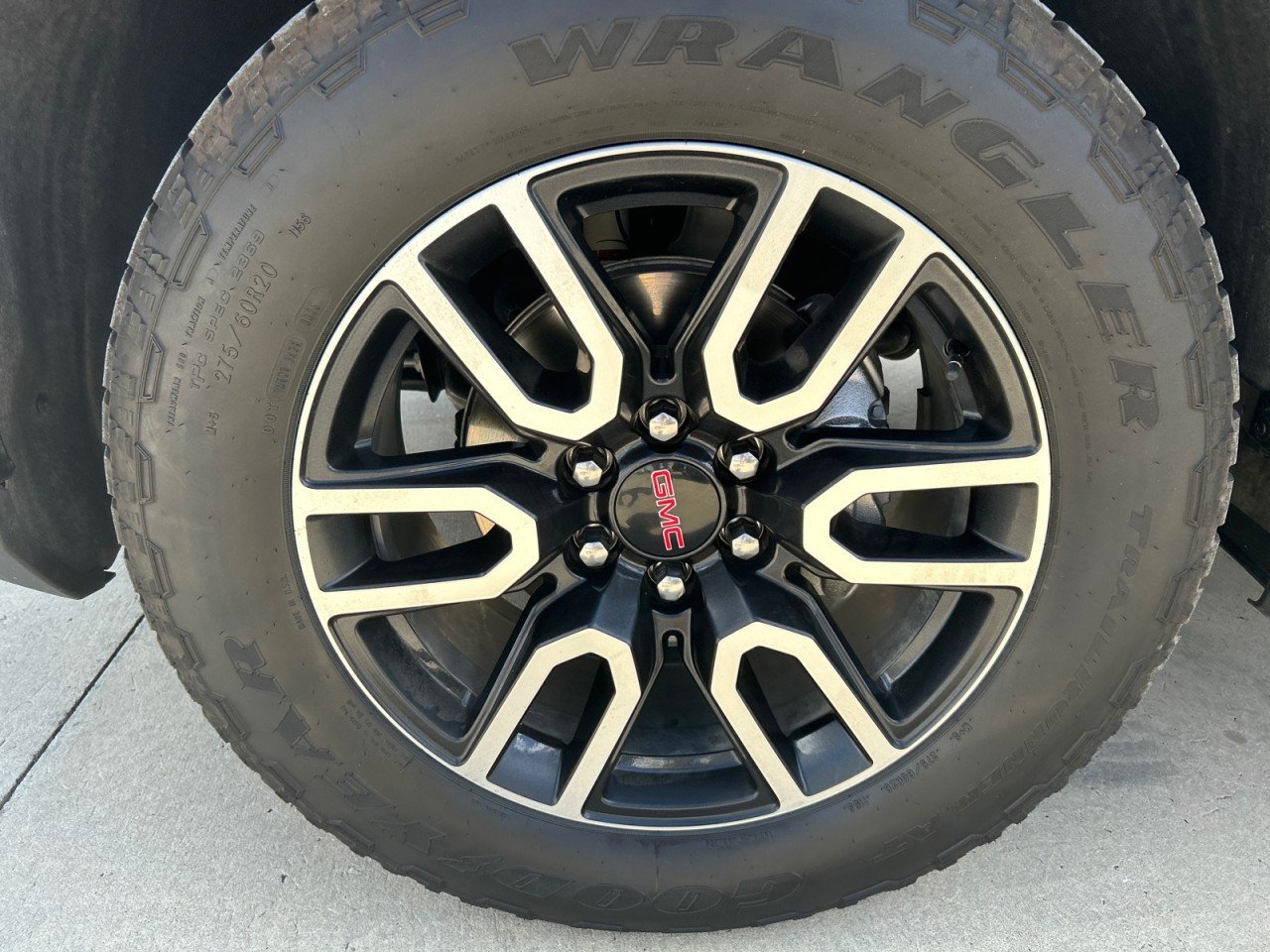 Used 2026 GMC Sierra 1500 AT4 AWD/4WD image 9