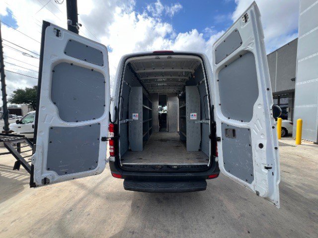 Used 2017 Freightliner Sprinter 2500 image 26