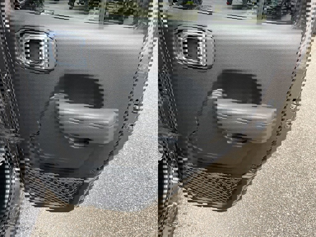 New 2026 Jeep Gladiator Sport image 12