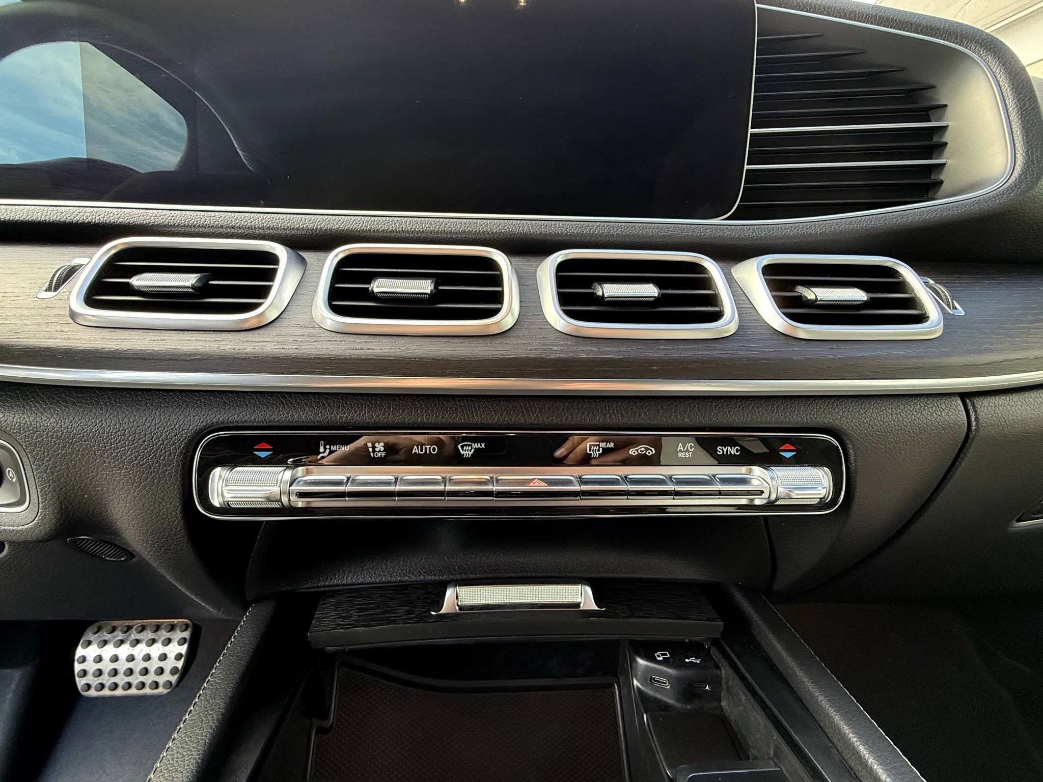 Used 2022 Mercedes-Benz GLE 450 4MATIC image 28