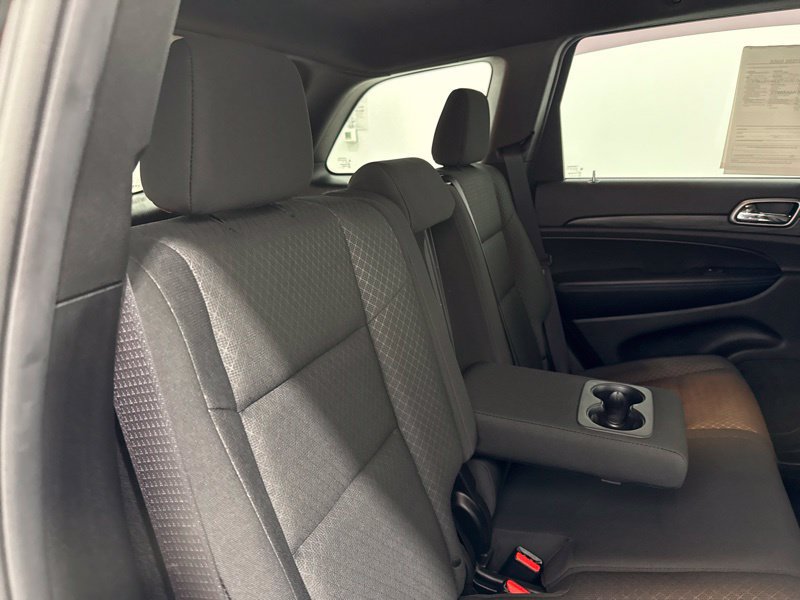 Used 2019 Jeep Grand Cherokee Laredo AWD/4WD image 11