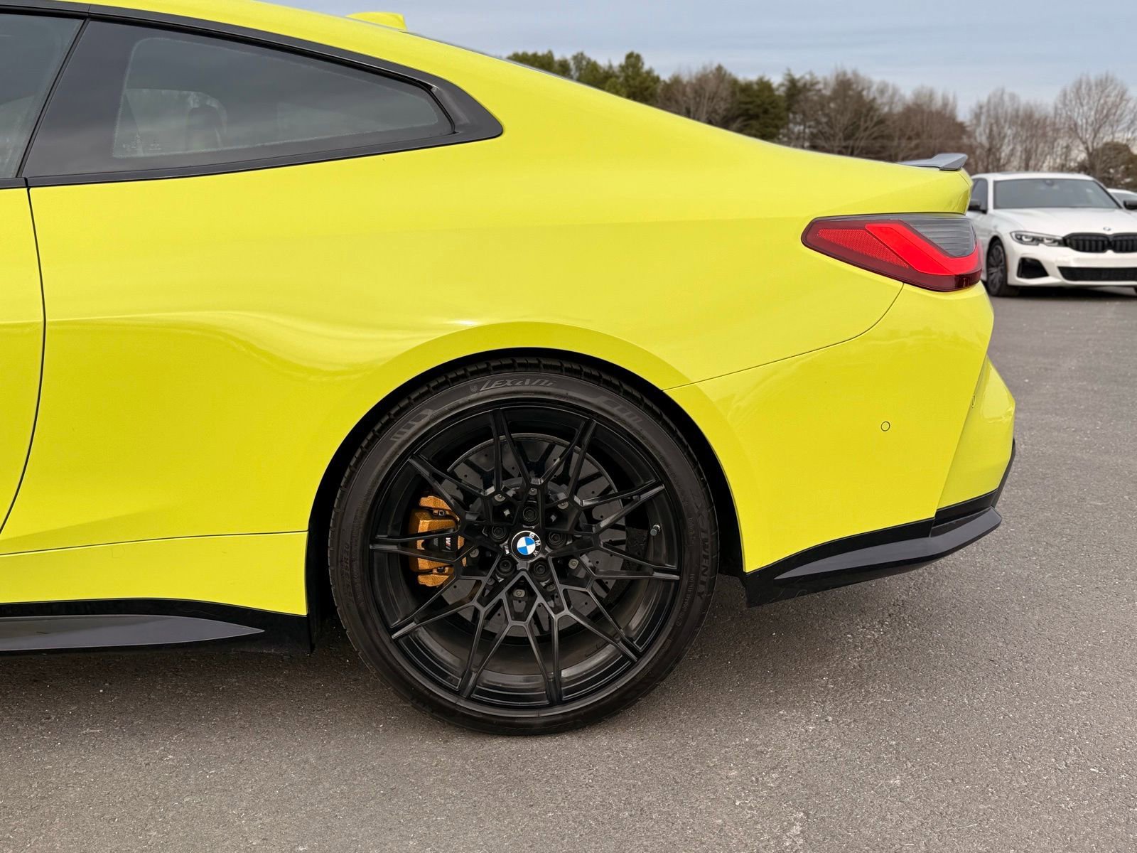 Used 2022 BMW M4 Competition w/ M Carbon Exterior Package image 65