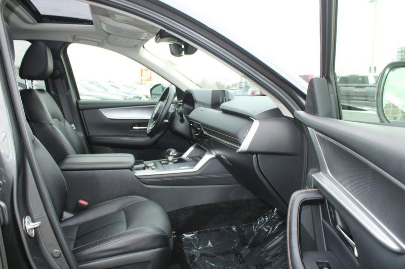 Used 2024 MAZDA CX-90 3.3 Turbo w/ Preferred Plus image 12