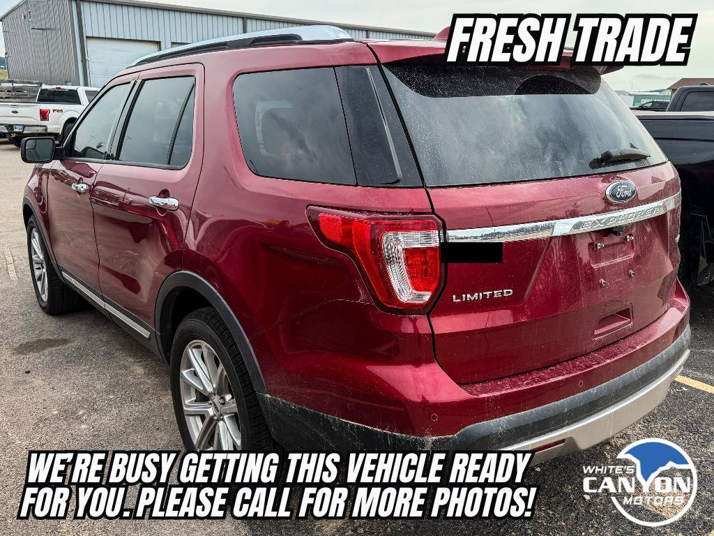 Used 2016 Ford Explorer Limited AWD/4WD image 3