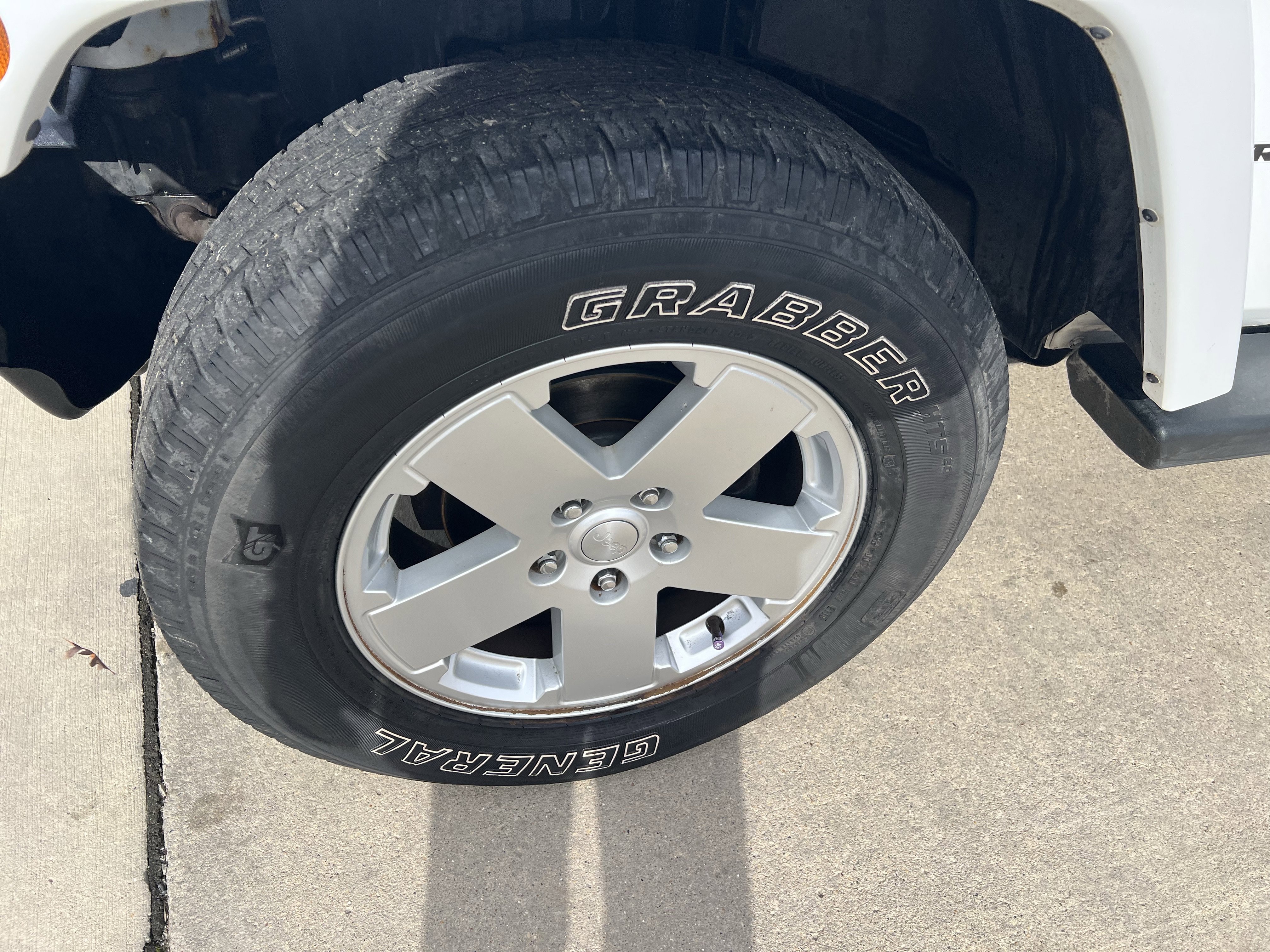 Used 2012 Jeep Wrangler Sahara image 13