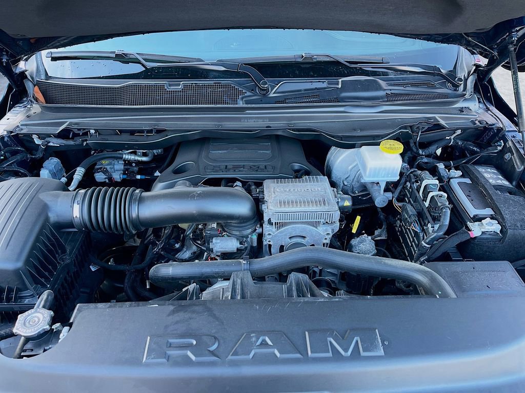 Used 2024 RAM 1500 Laramie image 30