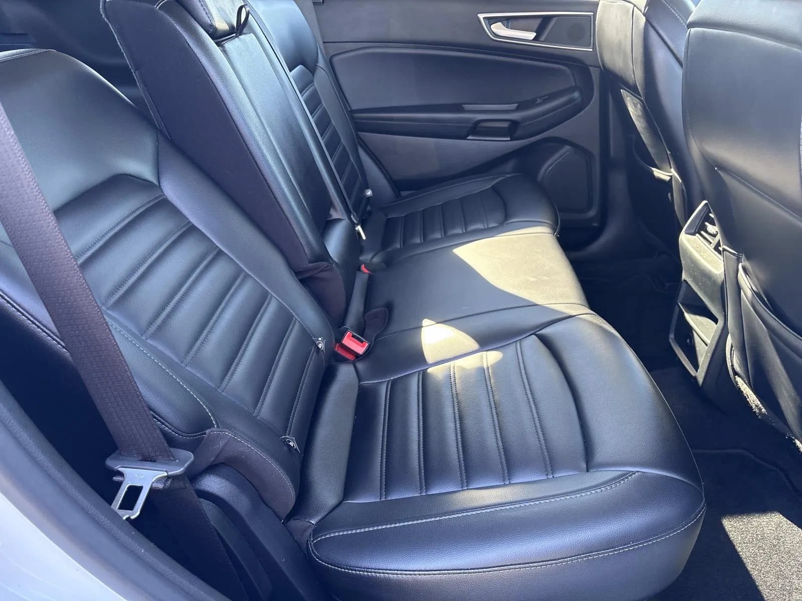 Used 2024 Ford Edge SEL AWD/4WD image 20