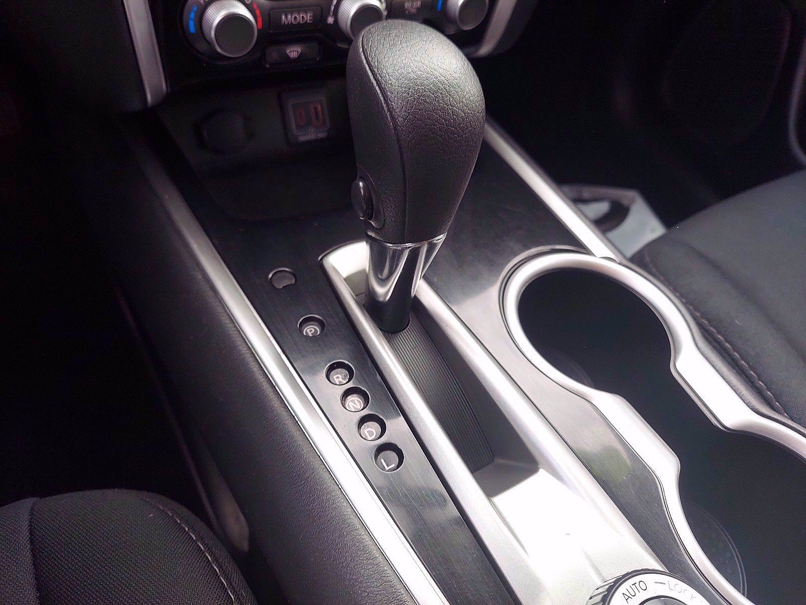 Used 2019 Nissan Pathfinder S image 15