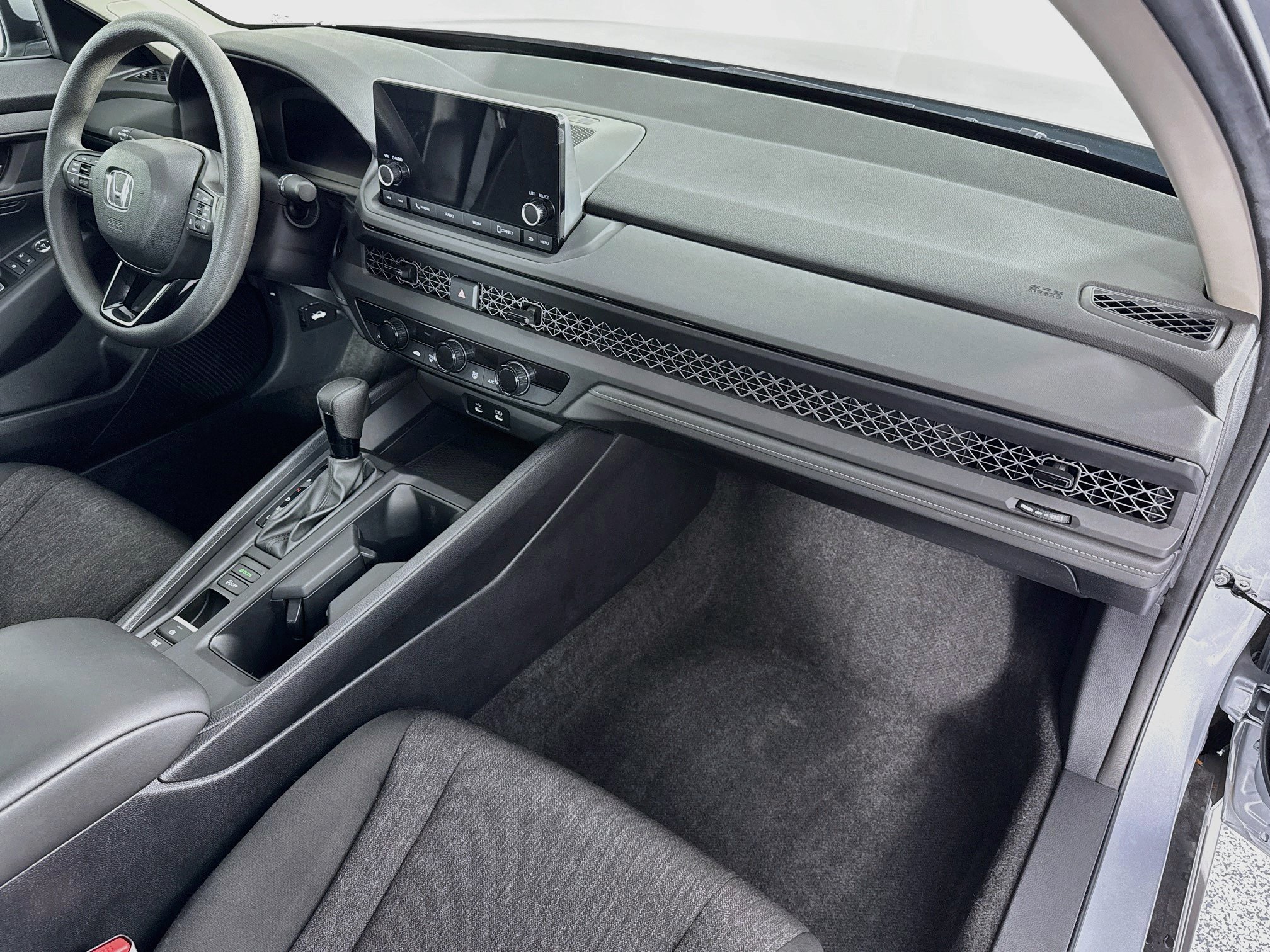 Certified 2023 Honda Accord LX image 26