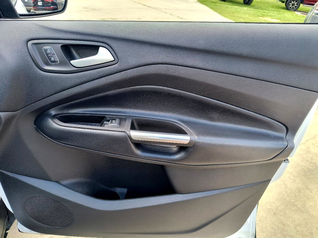 Used 2019 Ford Escape SE image 22