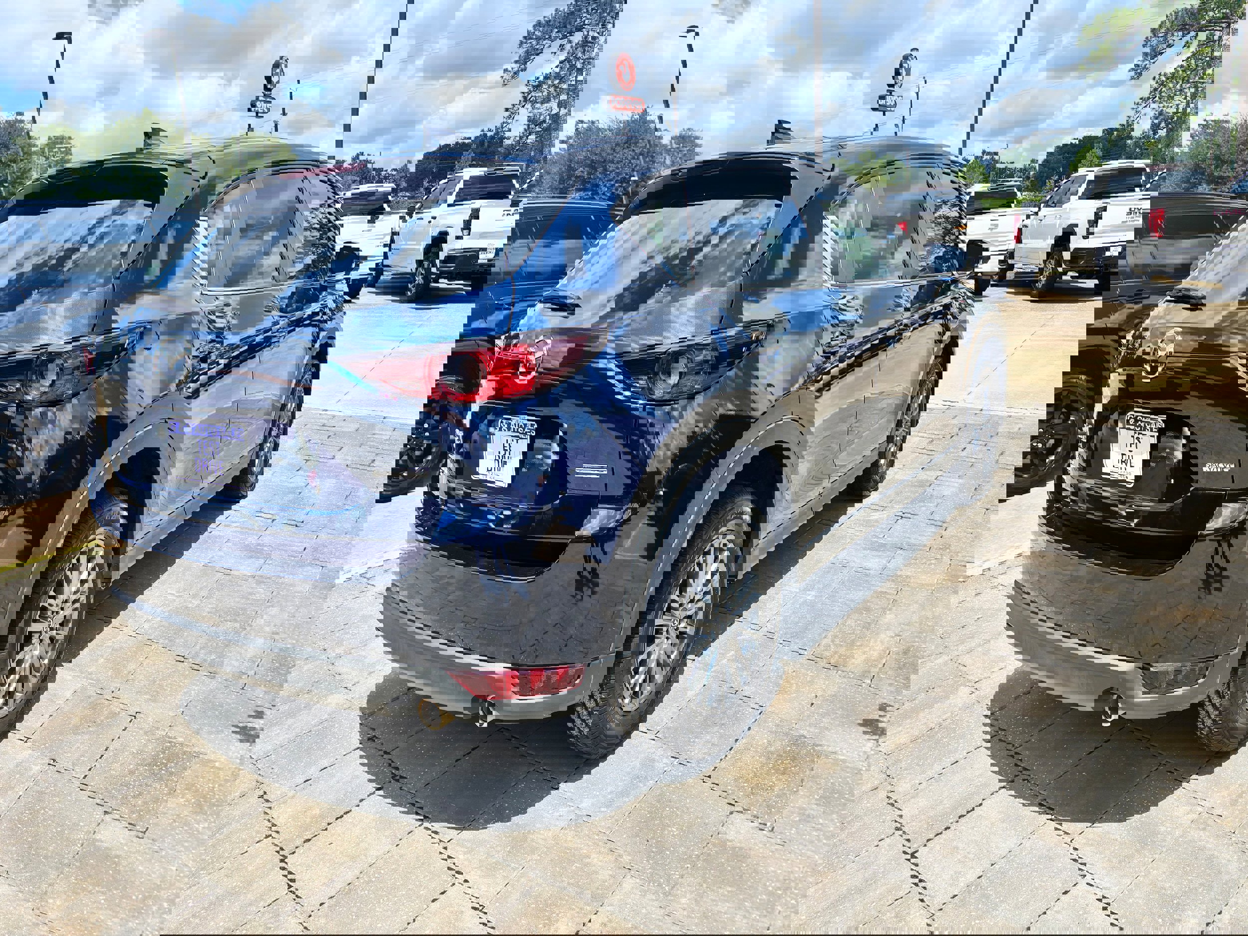 Used 2021 MAZDA CX-5 Touring image 6