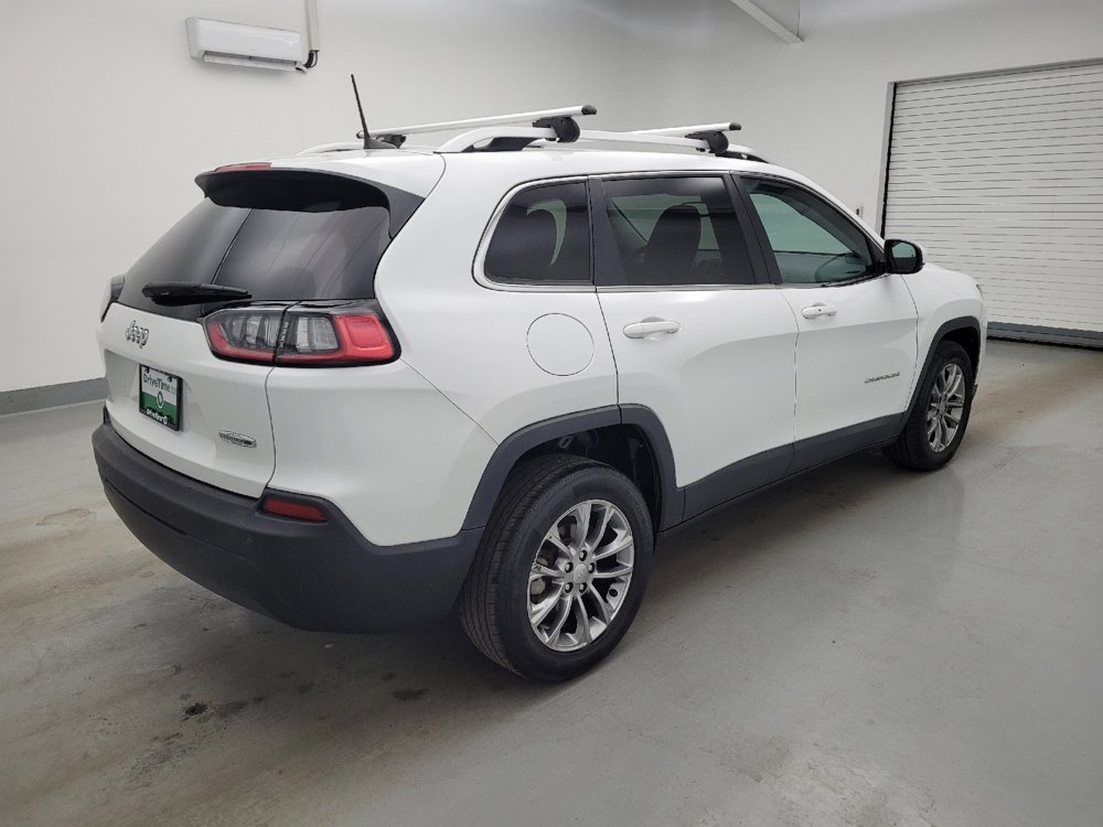 Used 2019 Jeep Cherokee Latitude Plus w/ Comfort/Convenience Group FWD image 10