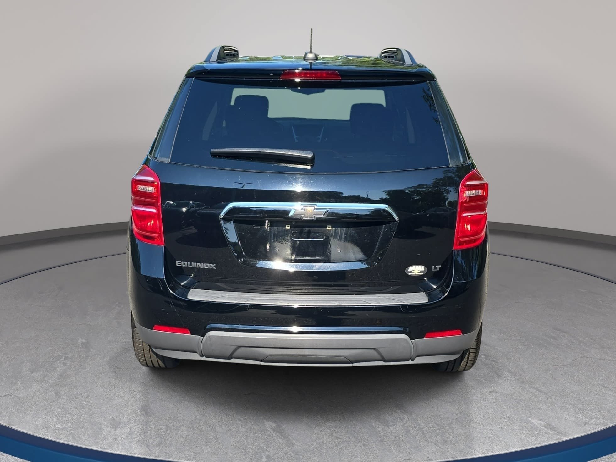 Used 2017 Chevrolet Equinox LT w/ Convenience Package FWD image 6