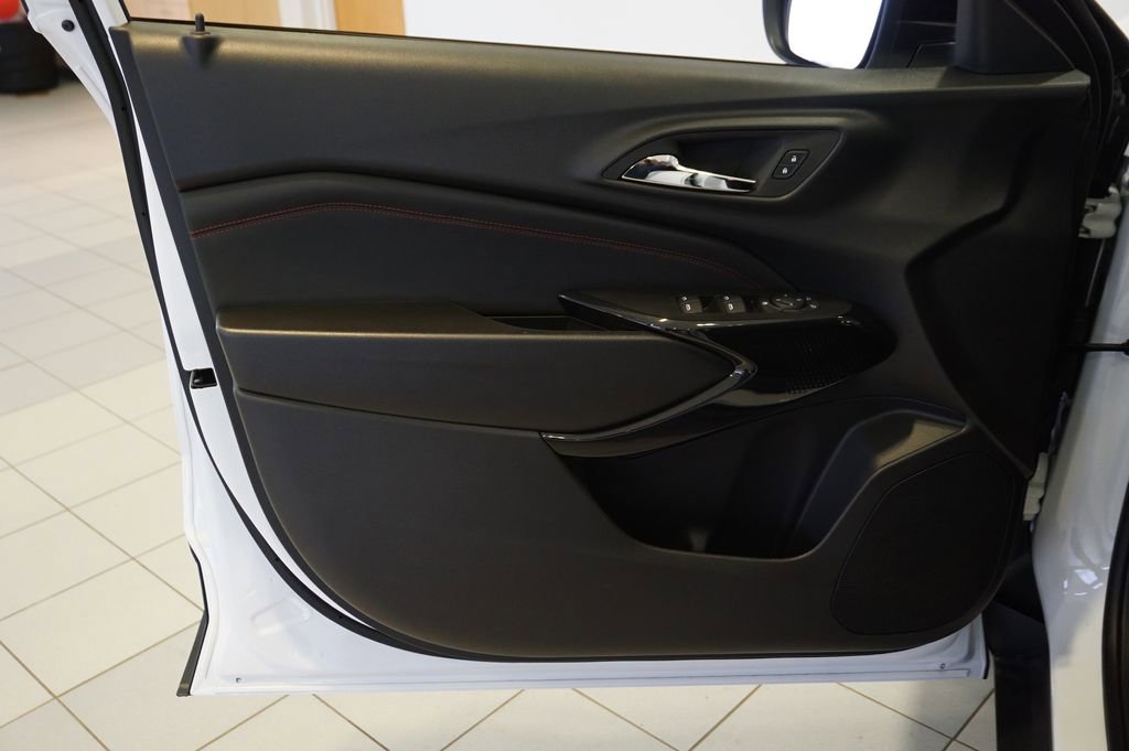 New 2026 Chevrolet Trax RS image 23