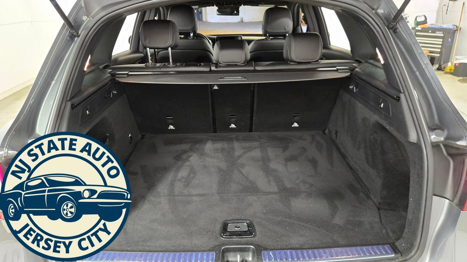 Used 2022 Mercedes-Benz GLC 300 4MATIC image 31