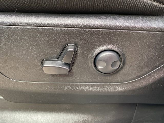 Used 2025 RAM 1500 Big Horn AWD/4WD image 14
