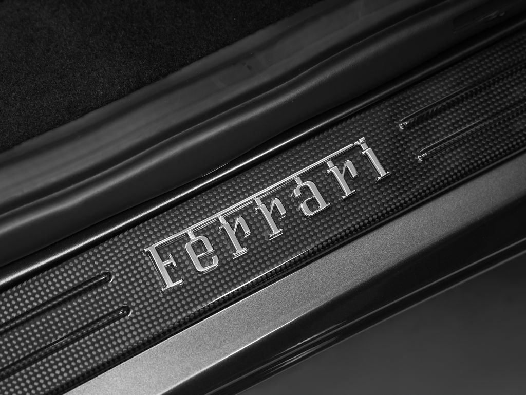 Certified 2022 Ferrari F8 Tributo RWD image 23