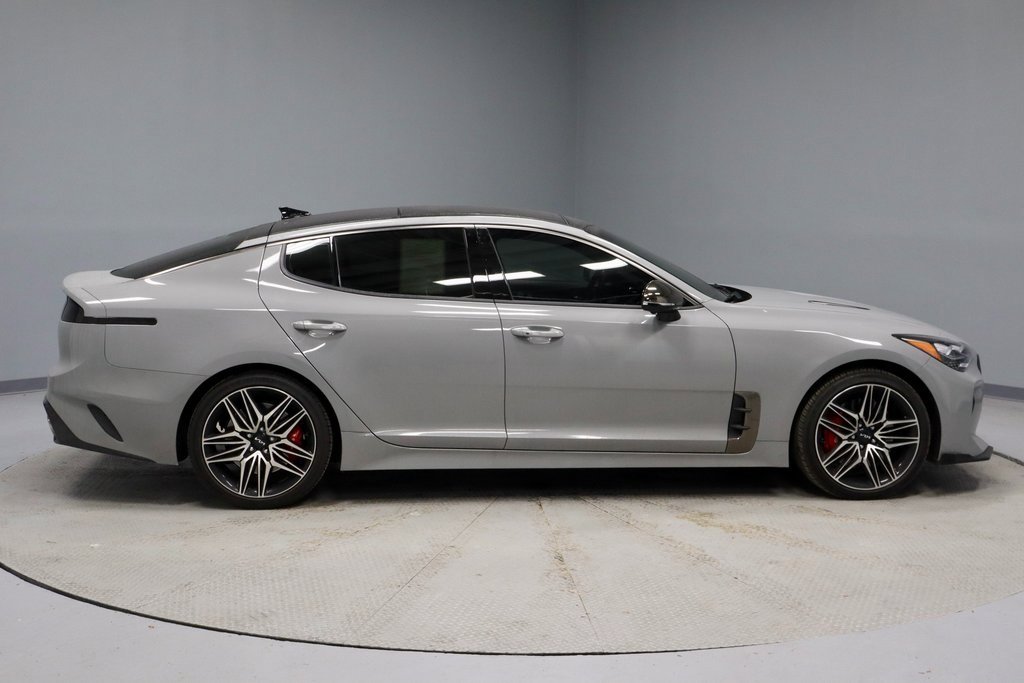 Used 2023 Kia Stinger GT2 image 8