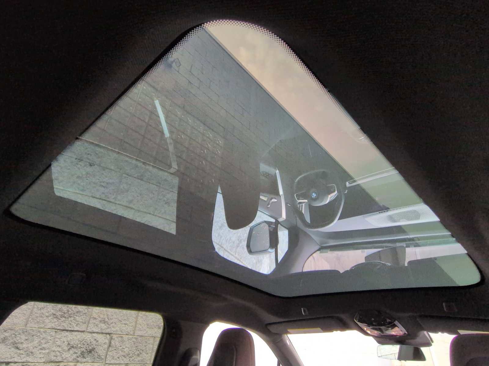 Certified 2025 BMW iX xDrive50 w/ Premium Package image 22