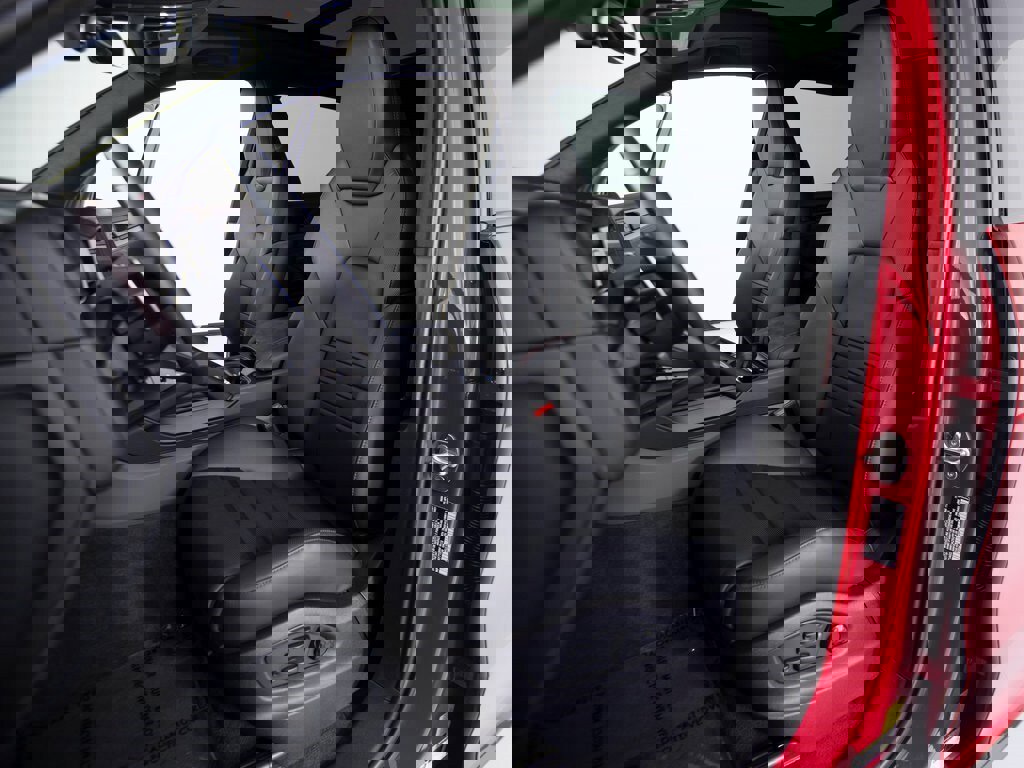 New 2026 Porsche Cayenne GTS image 5