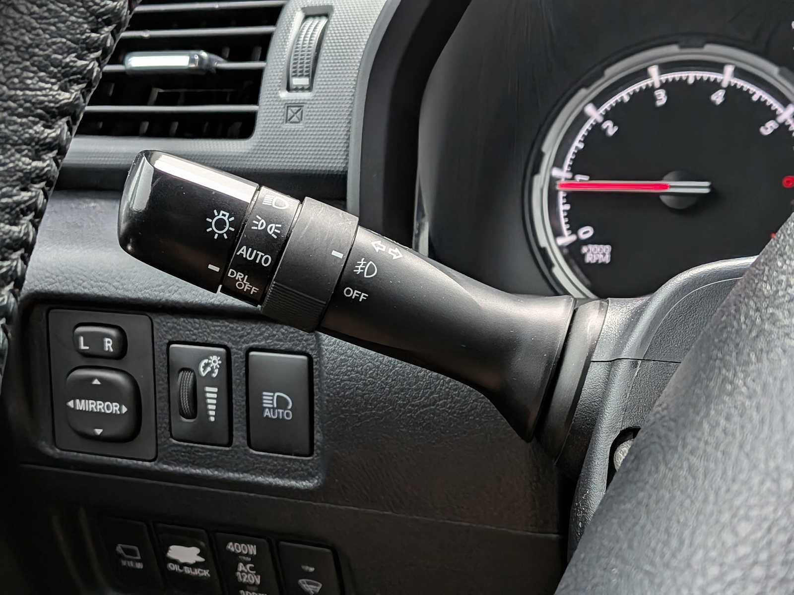 Used 2024 Toyota 4Runner Limited AWD/4WD image 30