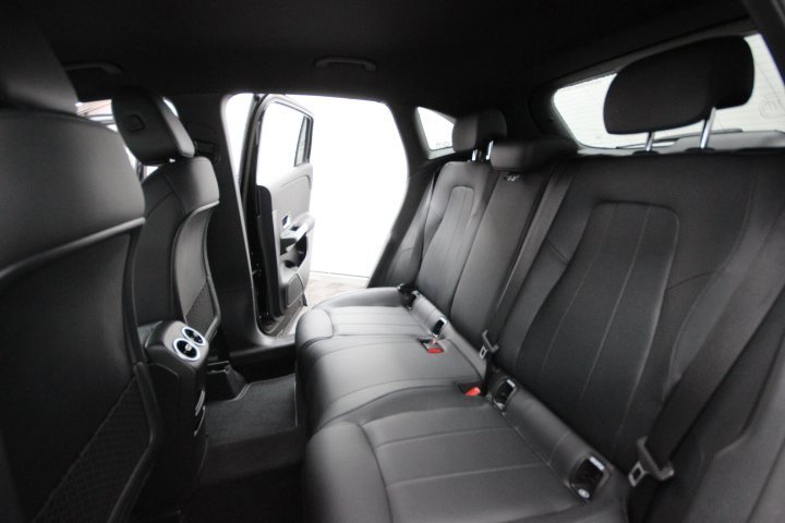 Used 2022 Mercedes-Benz GLA 250 4MATIC image 34