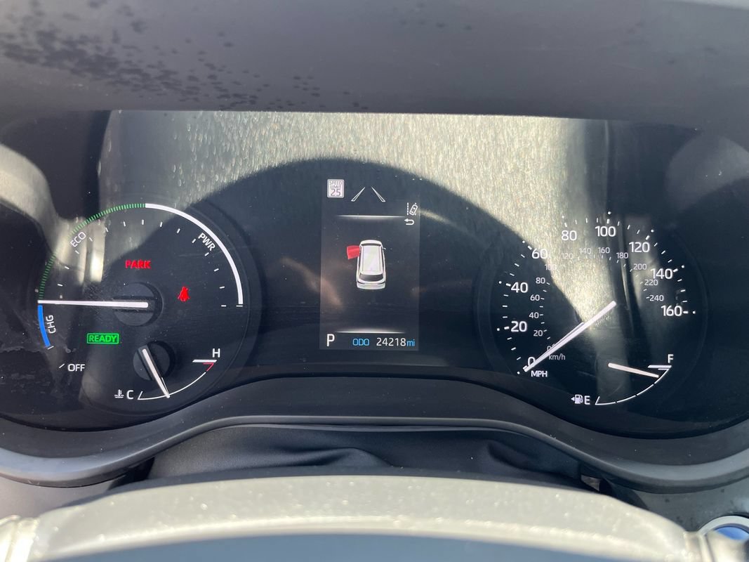 Used 2021 Toyota Sienna XLE w/ XLE Plus Package FWD image 17