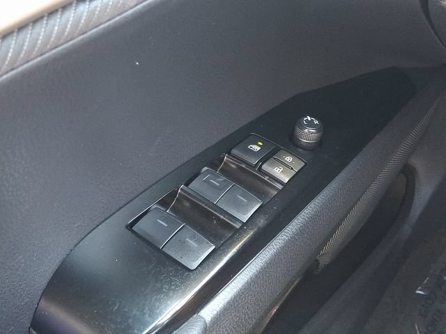 Used 2025 Toyota Camry SE FWD image 24