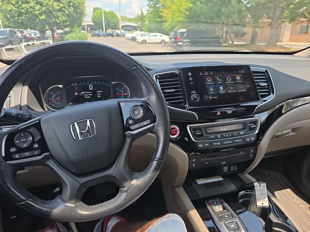 Used 2020 Honda Pilot Elite image 22