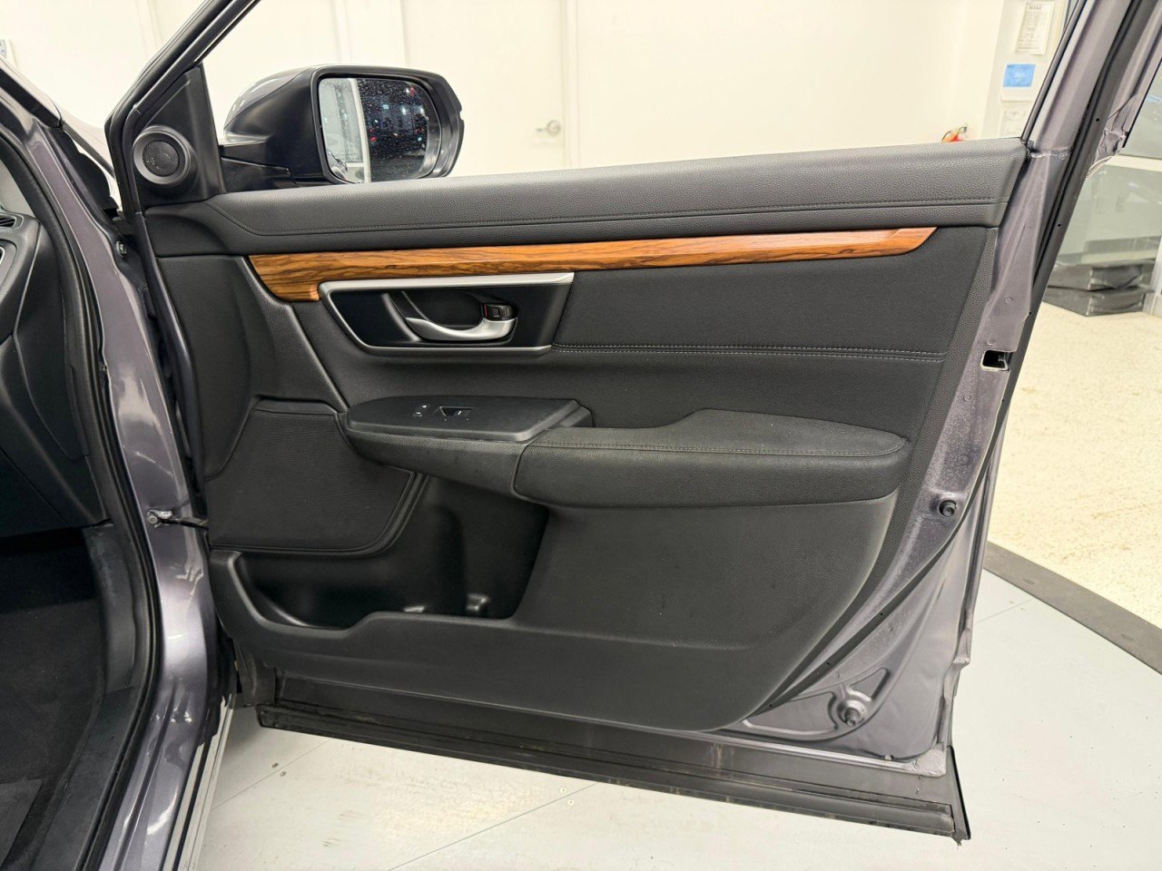 Used 2022 Honda CR-V EX image 39