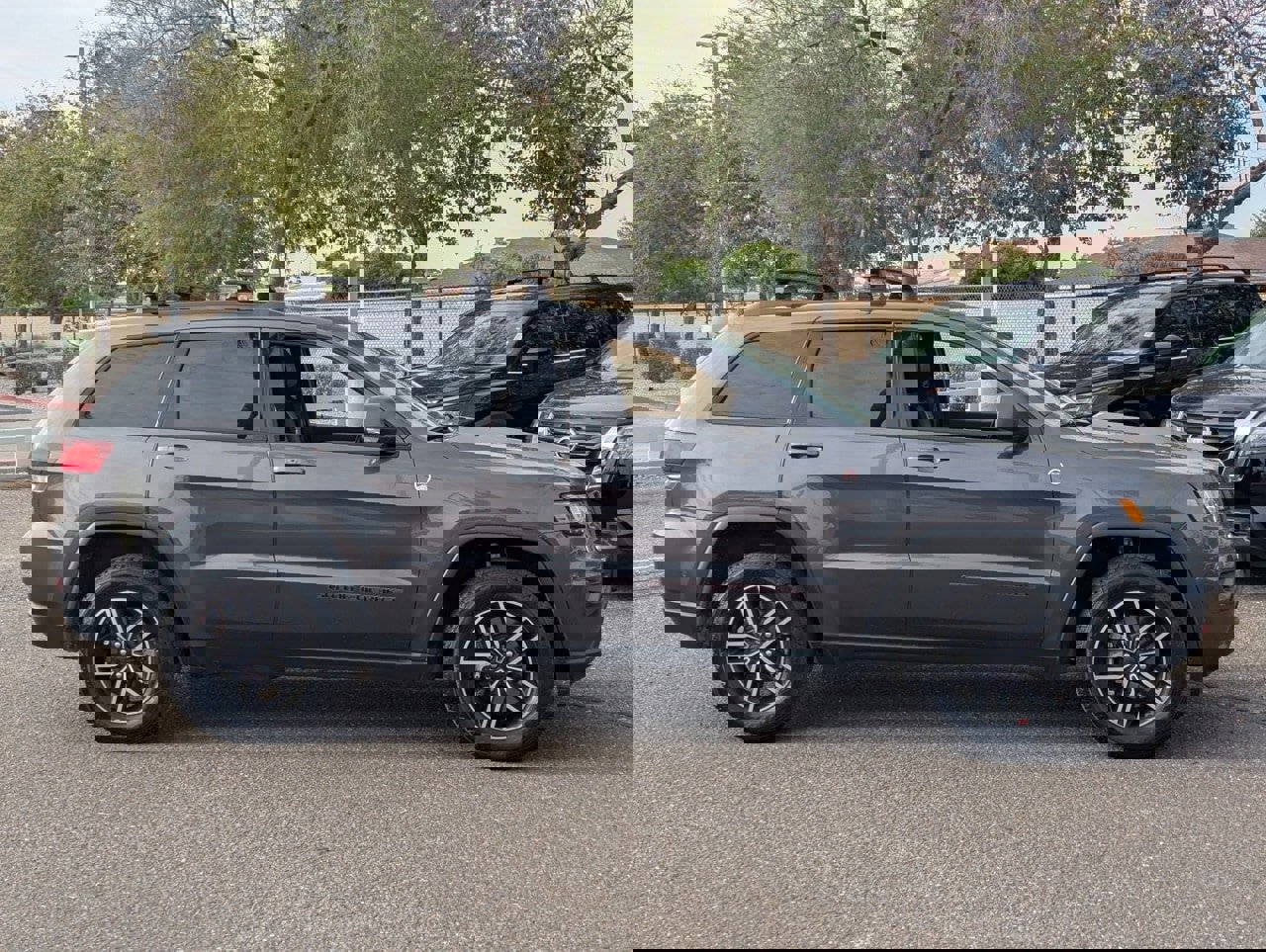 Used 2021 Jeep Grand Cherokee Trailhawk image 7