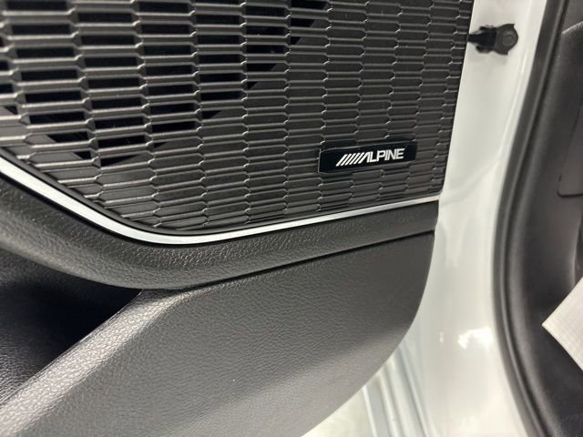 Used 2023 Jeep Grand Cherokee Overland image 19