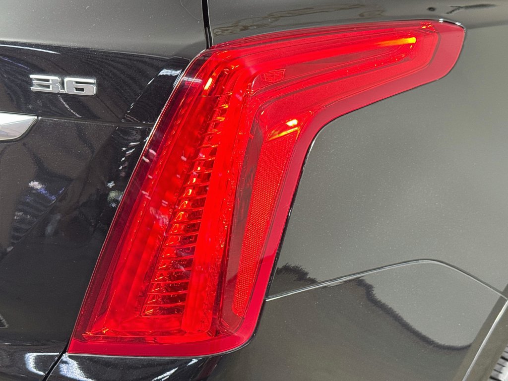 Used 2019 Cadillac XT5 Premium Luxury AWD/4WD image 34
